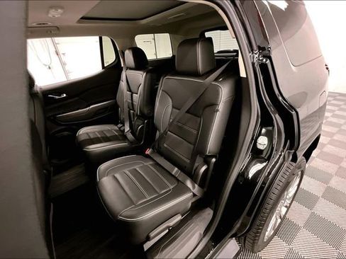 Used 2022 GMC Acadia Denali w/ GMC Pro Grade Package AWD/4WD image 25