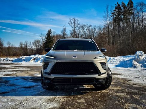 New 2026 Buick Enclave Sport Touring w/ Power Package image 8