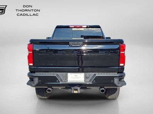 Used 2025 Chevrolet Silverado 2500 LTZ w/ LTZ Plus Package AWD/4WD image 4