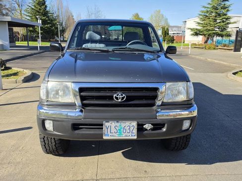 Used 1998 Toyota Tacoma 4x4 Regular Cab image 2
