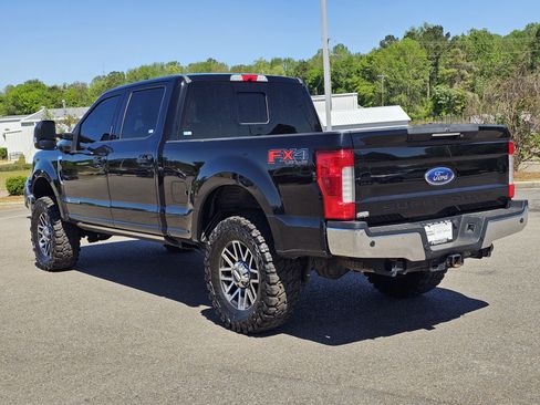 Used 2018 Ford F250 Lariat w/ Lariat Ultimate Package AWD/4WD image 12