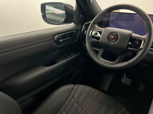 New 2026 Nissan Armada PRO-4X AWD/4WD image 11