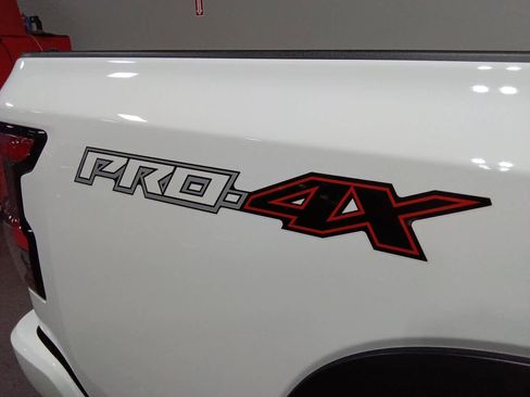 Used 2023 Nissan Frontier PRO-4X w/ Pro Convenience Package image 30