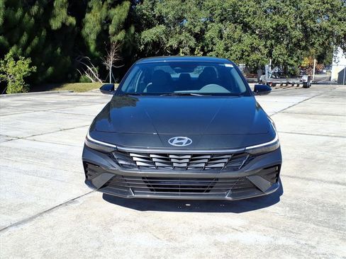 New 2026 Hyundai Elantra Sport image 2