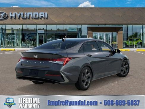 New 2026 Hyundai Elantra Sport FWD image 4