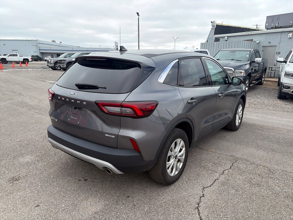 Used 2024 Ford Escape Active AWD/4WD image 6