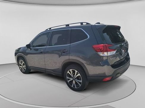 Used 2022 Subaru Forester Limited AWD/4WD image 7