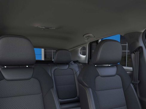 New 2026 Chevrolet Trax LT FWD image 24