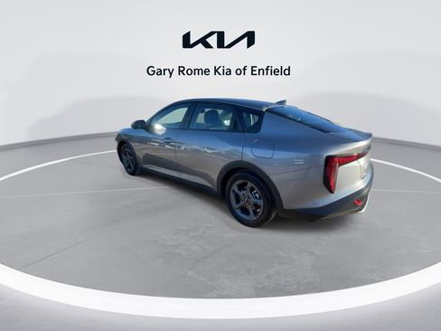 Used 2025 Kia K4 LXS image 6