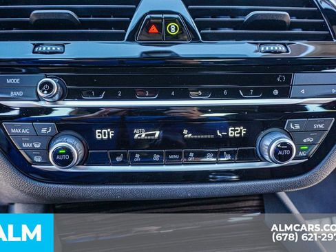 Used 2022 BMW 530i xDrive 530i xDrive w/ Convenience Package image 40