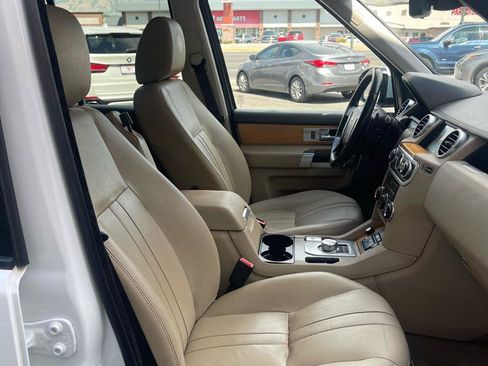 Used 2014 Land Rover LR4 HSE AWD/4WD image 18