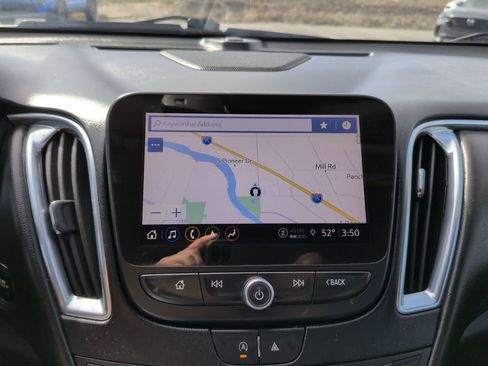 Used 2024 Chevrolet Malibu LT image 20