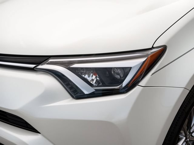 Used 2017 Toyota RAV4 Limited AWD/4WD image 9