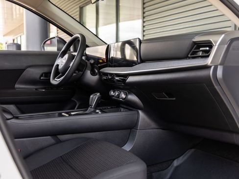 Used 2026 Nissan Kicks S FWD image 41