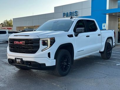 New 2026 GMC Sierra 1500 Pro w/ Graphite Edition