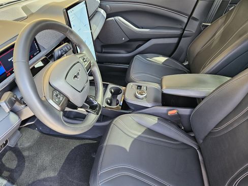 Used 2023 Ford Mustang Mach-E Premium RWD image 9