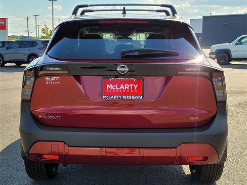 New 2026 Nissan Kicks SR w/ SR Premium Package image 6