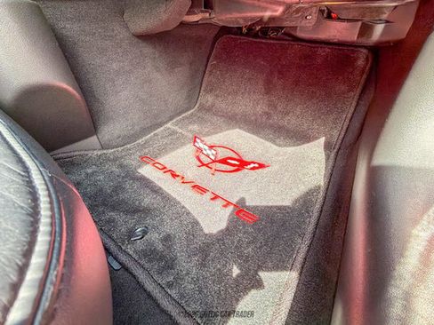 Used 2002 Chevrolet Corvette Coupe w/ Preferred Equipment Group2 RWD image 41