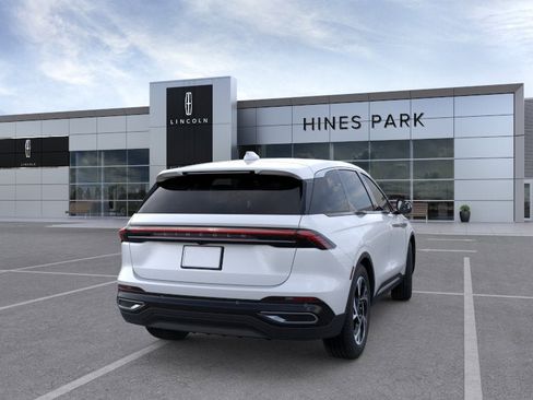 New 2026 Lincoln Nautilus Premier w/ Equipment Group 102A AWD/4WD image 8