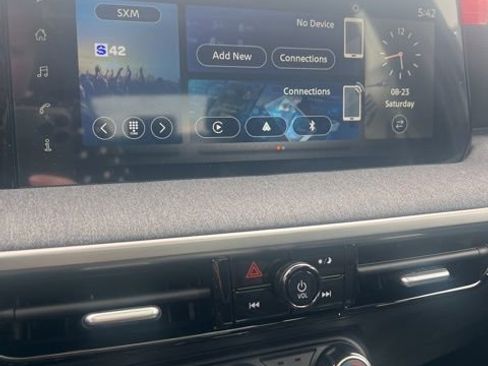 New 2025 Nissan Kicks SV w/ SV Premium Package image 15