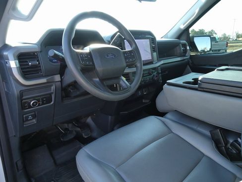 Used 2024 Ford F150 XL w/ Equipment Group 103A High image 19