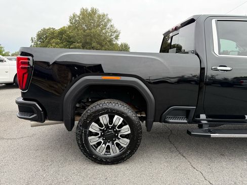 Used 2024 GMC Sierra 2500 Denali w/ Denali Reserve Package image 43