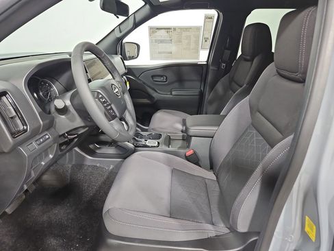 New 2026 Nissan Frontier SV AWD/4WD image 9