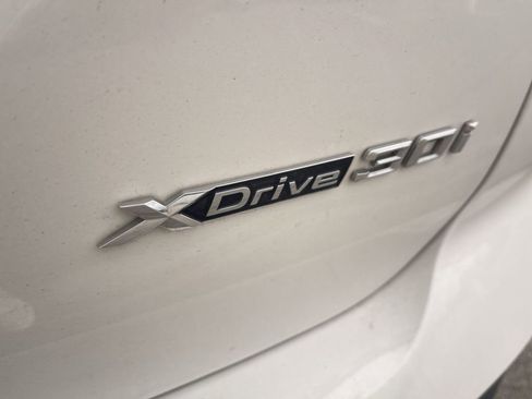 Used 2022 BMW X3 xDrive30i w/ Premium Package 2 AWD/4WD image 2
