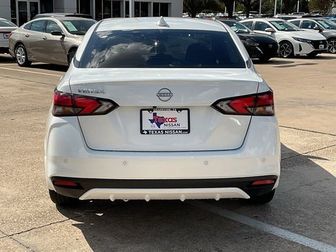 New 2025 Nissan Versa SV w/ Trunk Package image 6