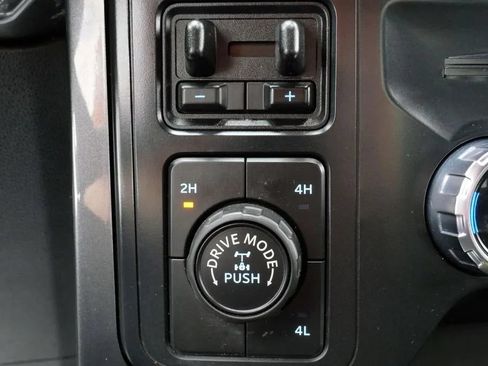 Used 2022 Ford F150 XLT w/ Equipment Group 302A High AWD/4WD image 27