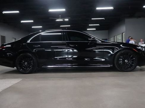 Used 2021 Mercedes-Benz S 580 4MATIC Sedan image 5