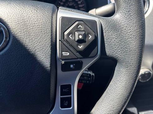 Used 2018 Toyota Tundra SR5 w/ SR5 Upgrade Package AWD/4WD image 19