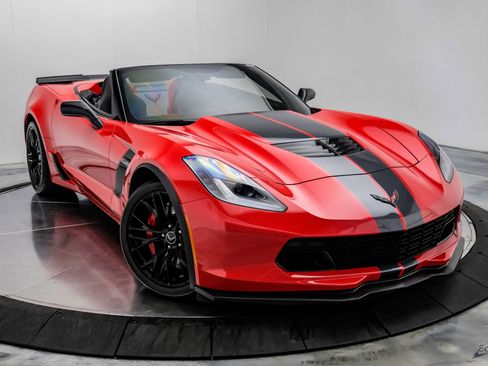 Used 2015 Chevrolet Corvette Z06 w/ 3LZ Preferred Equipment Group image 30