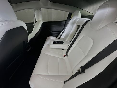 Used 2022 Tesla Model 3 Performance image 27