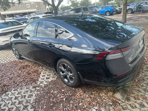 Certified 2023 Honda Accord EX image 4