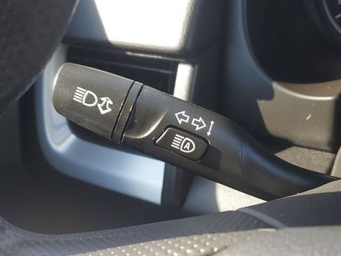 Certified 2024 GMC Terrain SLE w/ Driver Convenience Package AWD/4WD image 13