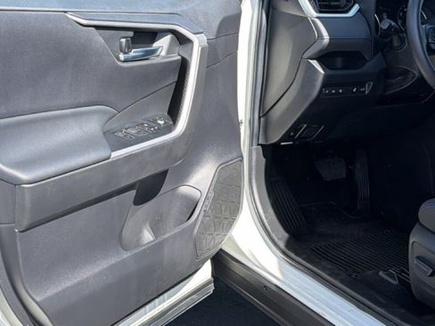 Certified 2022 Toyota RAV4 SE w/ Convenience Package image 23