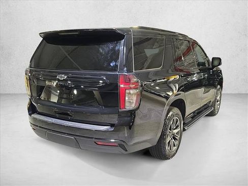 Used 2023 Chevrolet Tahoe Z71 w/ Luxury Package AWD/4WD image 5