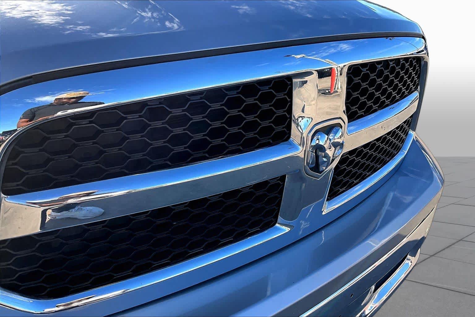 Used 2022 RAM 1500 Tradesman w/ Chrome Plus Package RWD image 30
