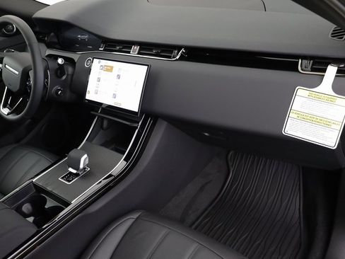 New 2026 Land Rover Range Rover Evoque Dynamic SE image 21