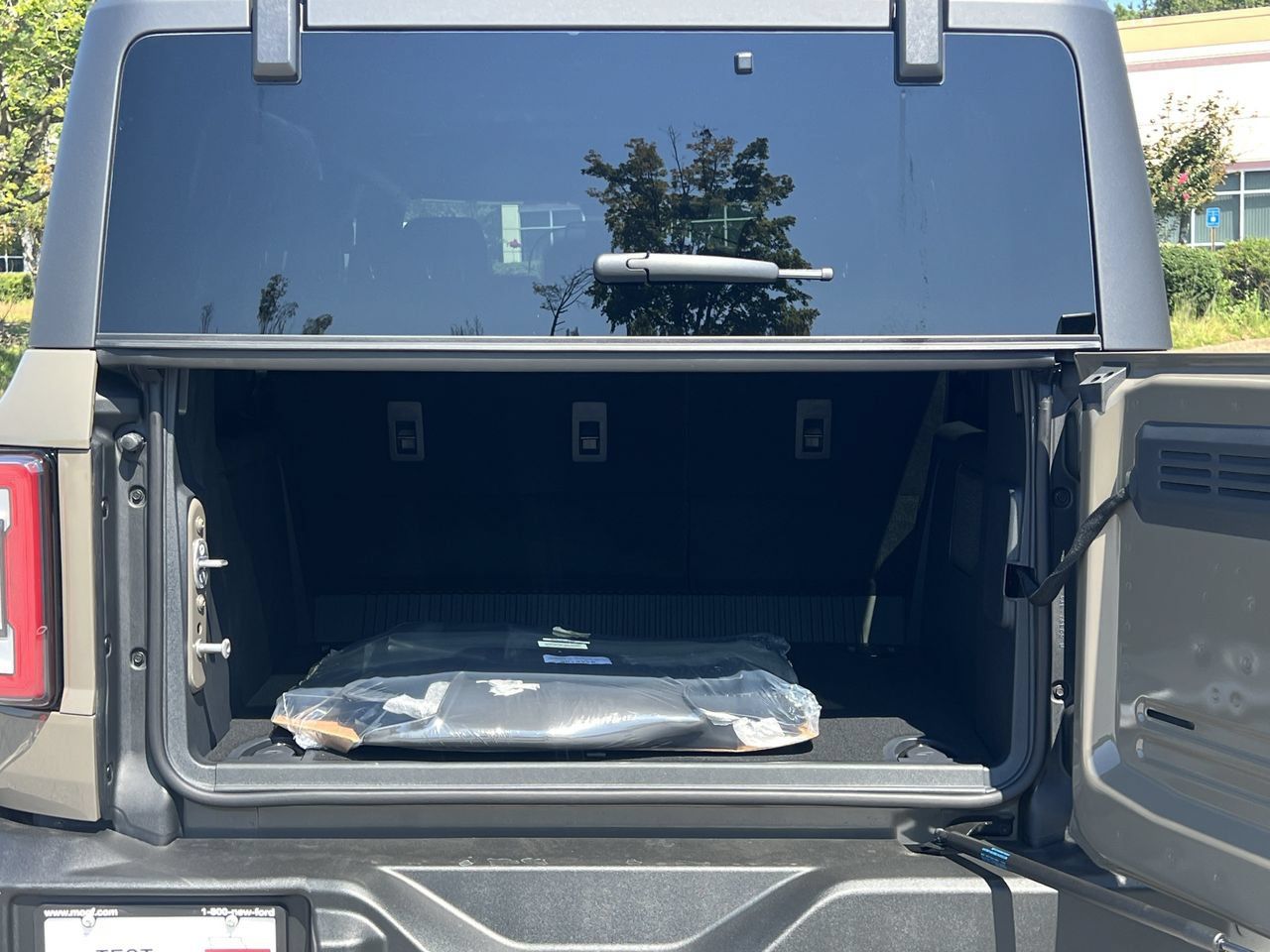 New 2026 Ford Bronco Outer Banks AWD/4WD image 18