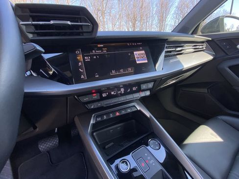 Used 2024 Audi A3 2.0T Premium image 24