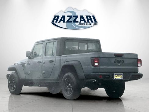 New 2026 Jeep Gladiator Sport image 5