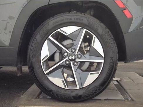 Used 2026 Hyundai Tucson SEL FWD image 6