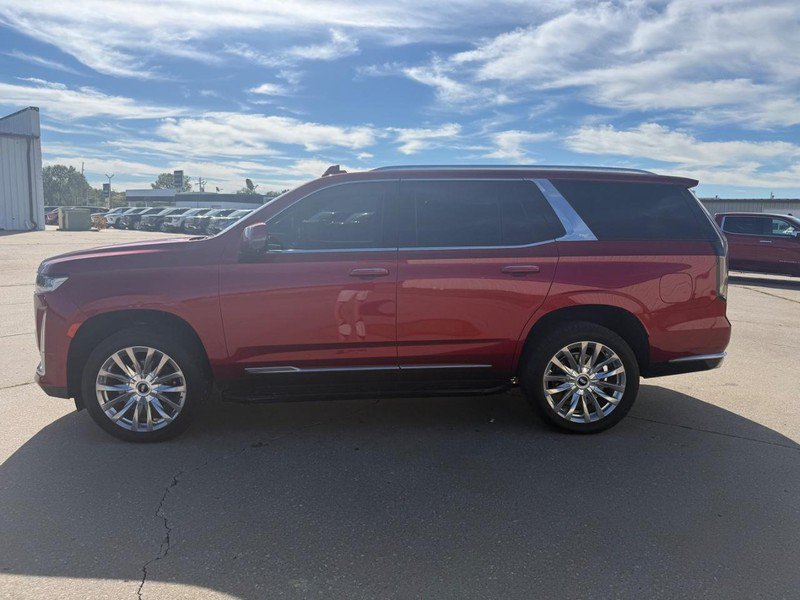 Used 2024 Cadillac Escalade Premium Luxury AWD/4WD image 5