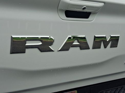 Certified 2025 RAM 1500 Laramie AWD/4WD image 17