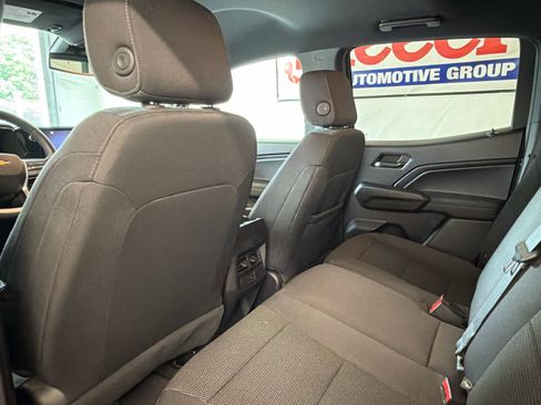 Used 2023 Chevrolet Colorado LT w/ LT Convenience Package II AWD/4WD image 19