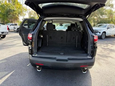 Used 2021 Chevrolet Traverse LS w/ LPO, Cargo Package FWD image 17