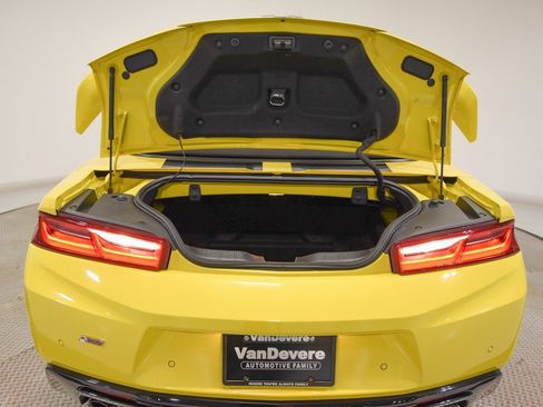 Used 2017 Chevrolet Camaro SS image 14