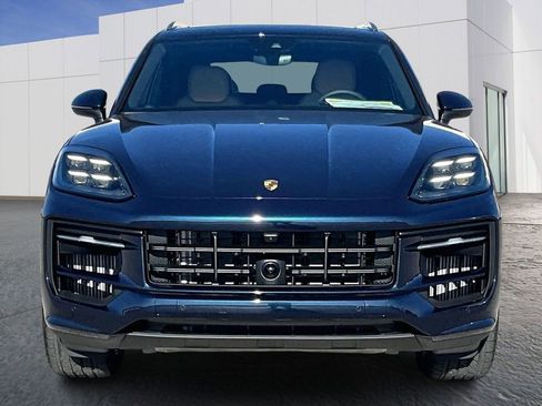 Certified 2026 Porsche Cayenne E-Hybrid AWD/4WD image 10